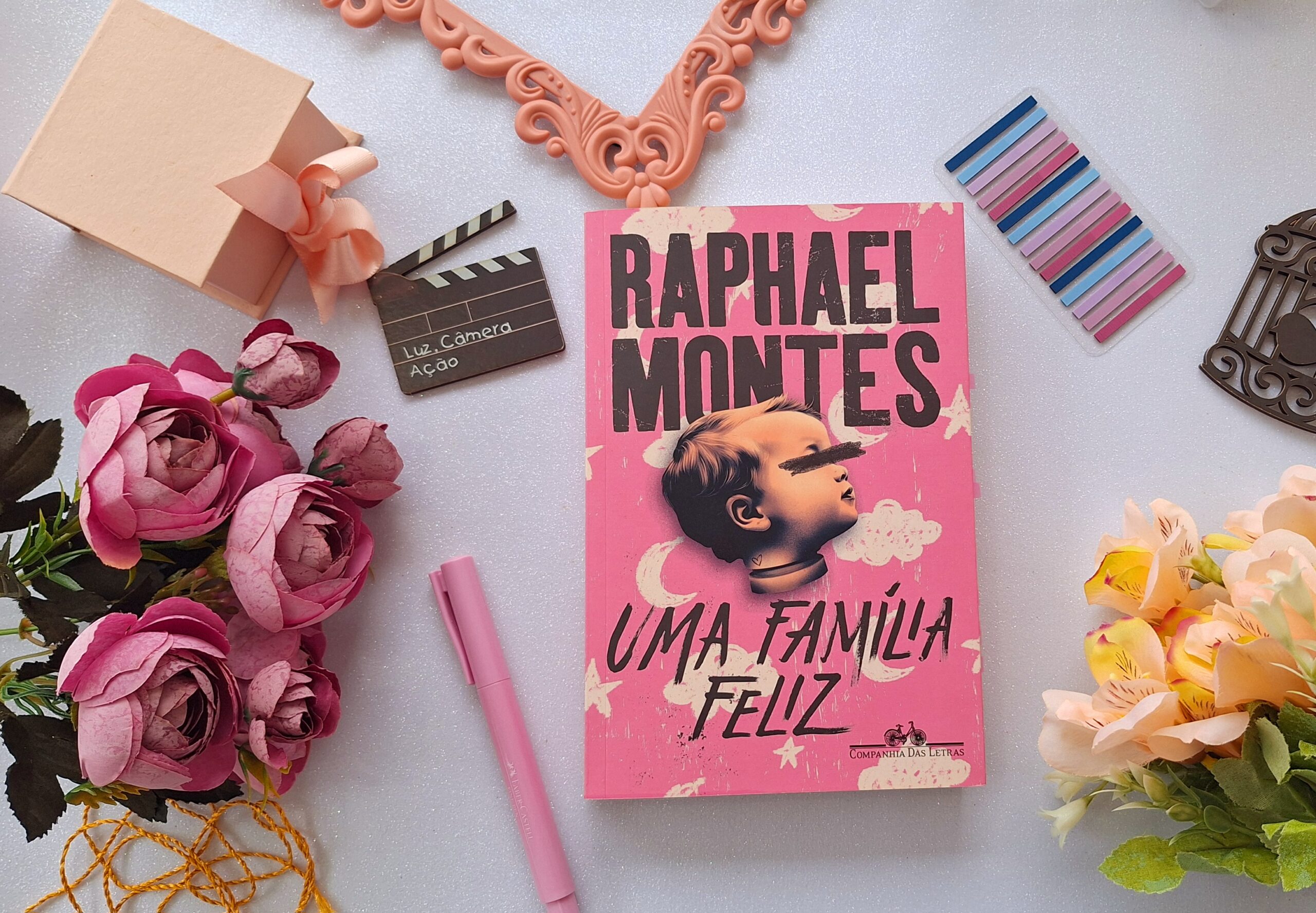 Uma Família Feliz | Raphael Montes